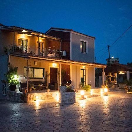 Villeta Nikol “Νηνεμία” リクスリオン エクステリア 写真